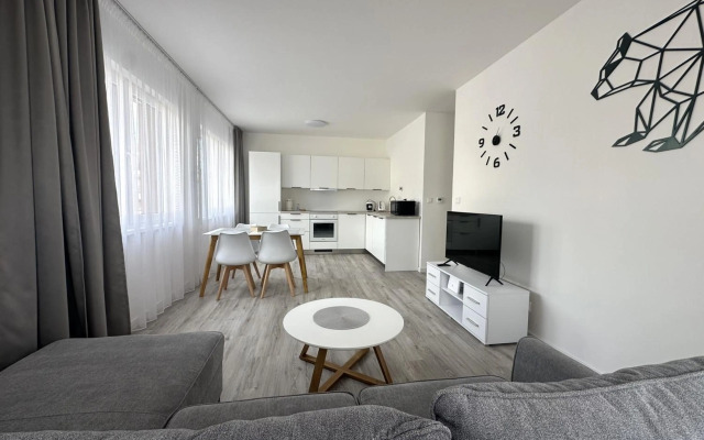 LAWIS Apartments