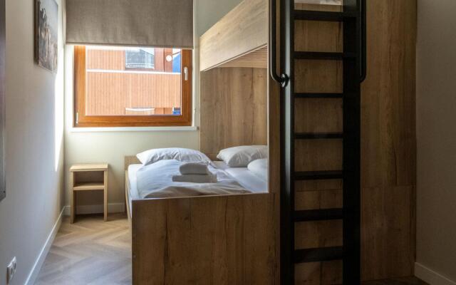 Luxury apartment with sauna, Zamang lift at 600 m.
