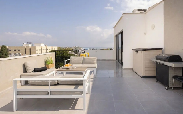 Bahai Gardens Penthouse by Sea N' Rent