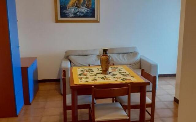 Apartment Elena, centrale, 3km dal mare