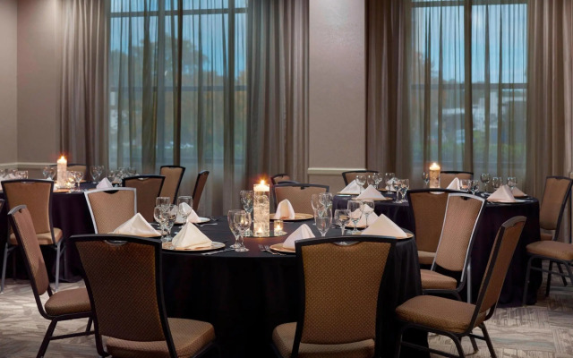 Holiday Inn Conference Center