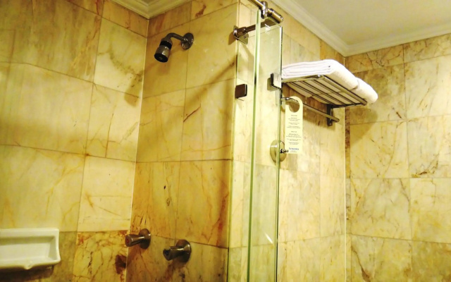 Stendhal Luxury Suites