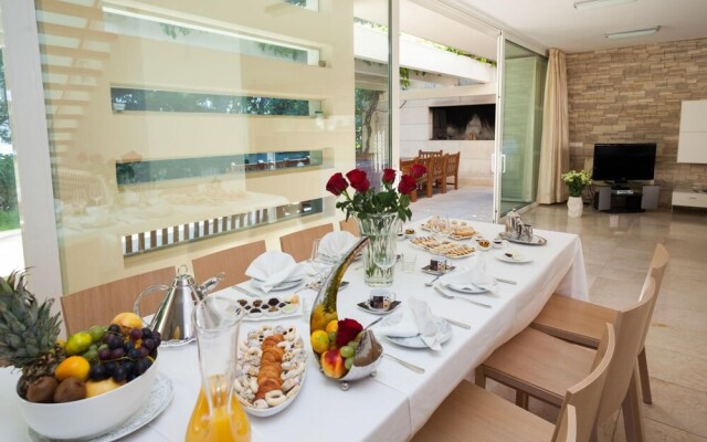 Villa Bol Exclusive in Bol