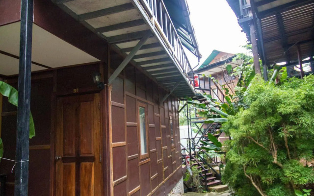 Tropical Garden Bungalow