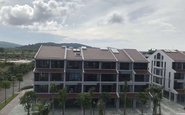 Vagary Hotel