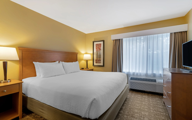 Best Western Plus Windjammer Inn & Conference Center