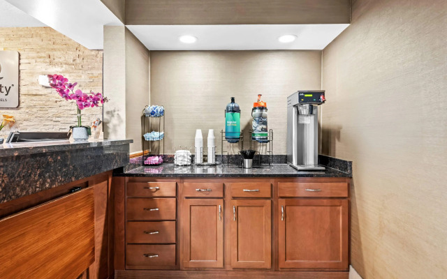 Quality Inn Savage - Bloomington West