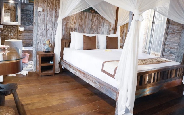 Royal Jj Ubud Resort and Spa Deluxe Room Pool View – Guest Rooms – Ubud