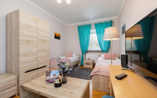 Daszyńskiego Apartment Cracow by Renters