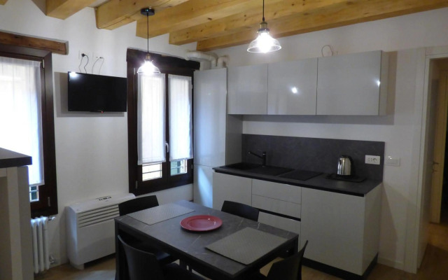 Casa Moderna A Due Passi Da Rialto