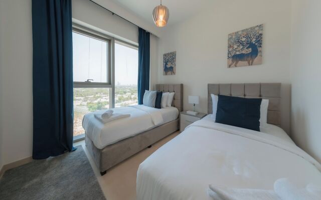 Lavish 2BR in Downtown Views Close to Dubai Mall Burj Khalifa