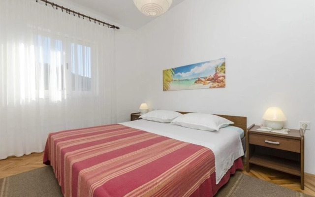 Neda - 150 M From Pebble Beach - A2