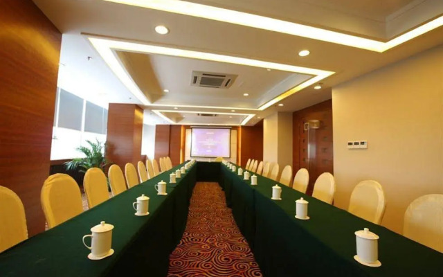 UrCove by Hyatt Tianjin West Railway Station