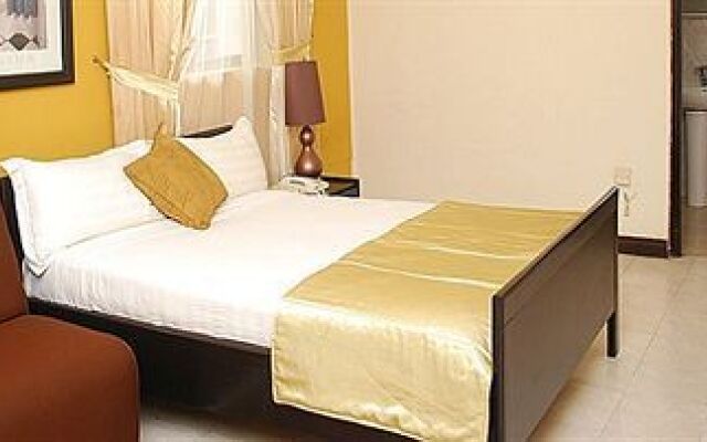Court Gardens Hotel