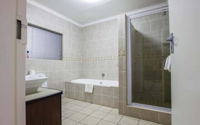 Tamboti Lodge Guest House