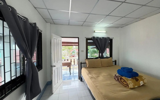 Rimtalay Resort Koh Si Chang
