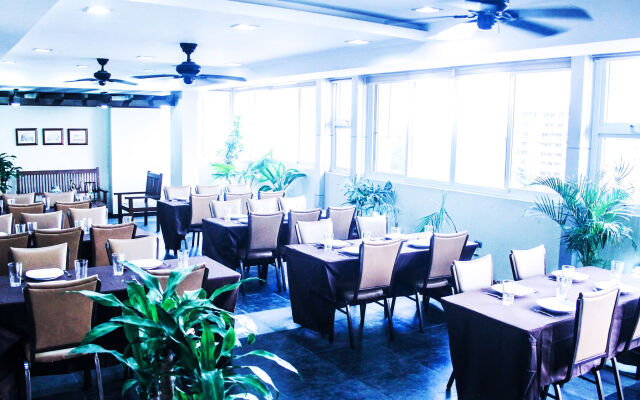 The Studio 18 Residences