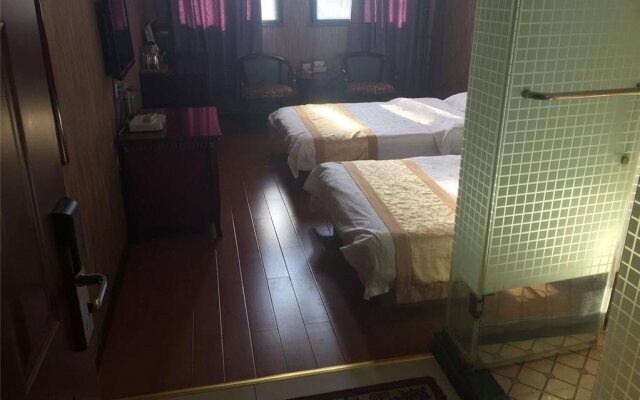 Shuntai Business Inn