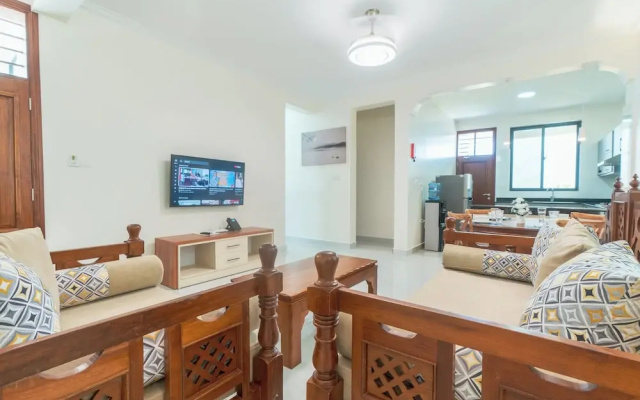 Leshan Luxury Villas