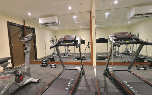 Hotel Grand Continent Premier Banjara Hills, Hyderabad