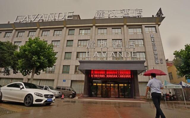 Lavande Hotels·Jinan Gongye Nan Road CBD Center