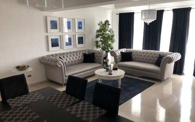 360 panoramic view apt