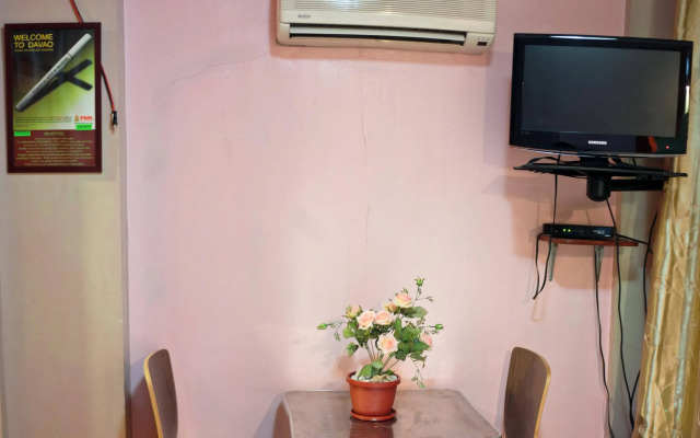 Tinhat Boutique Hotel and Restaurant