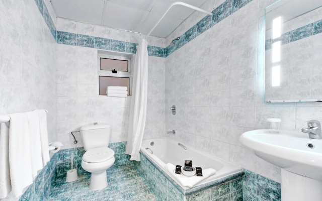 AX Sunny Coast Resort & Spa