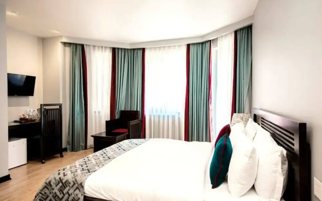 Vitrage Boutique Hotel