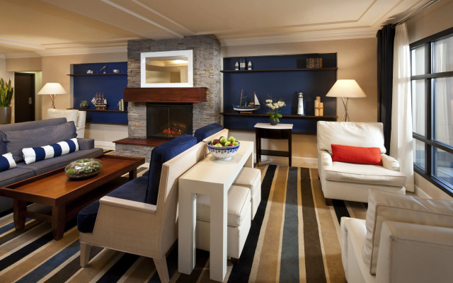 Sheraton Bellevue Hotel