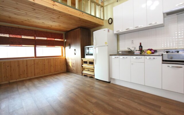 Ganghwa Sinsungi Pension