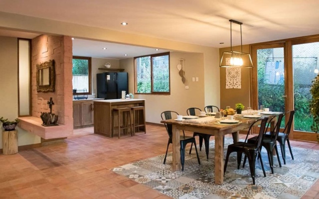 w Tranquil 2BR Riverside Villa in Sacred Valley