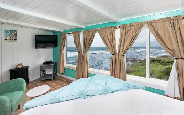 Moolack Shores Inn