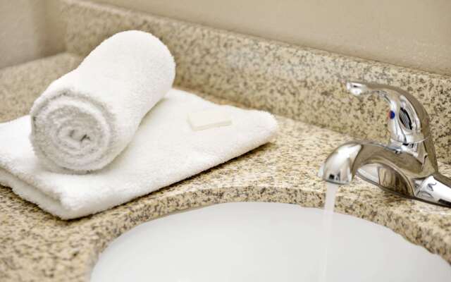 Super 8 by Wyndham Lakeland