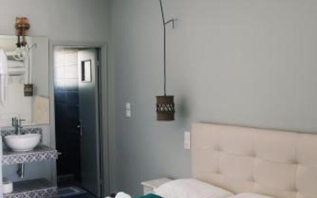 Esperida rooms & studios
