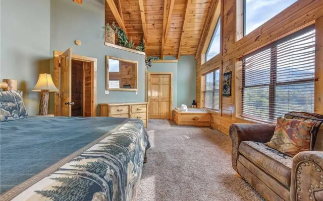 Destinys Heavenly View - Five Bedroom Cabin