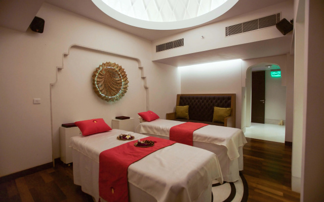 Crowne Plaza Chennai Adyar Park