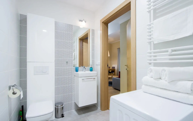 Riverside Aparthotel