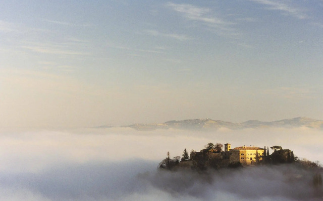 Palazzo Viviani Castello di Montegridolfo
