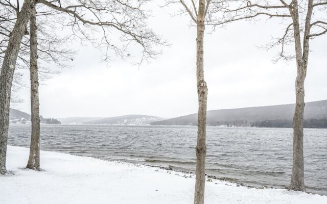 Glendale Shores 2 Bedroom Townhome #20