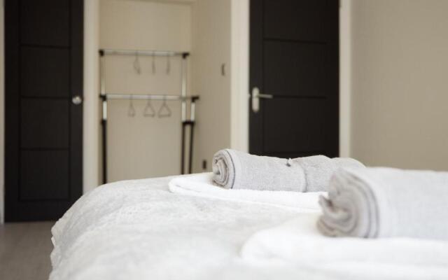 Harthill Apartment