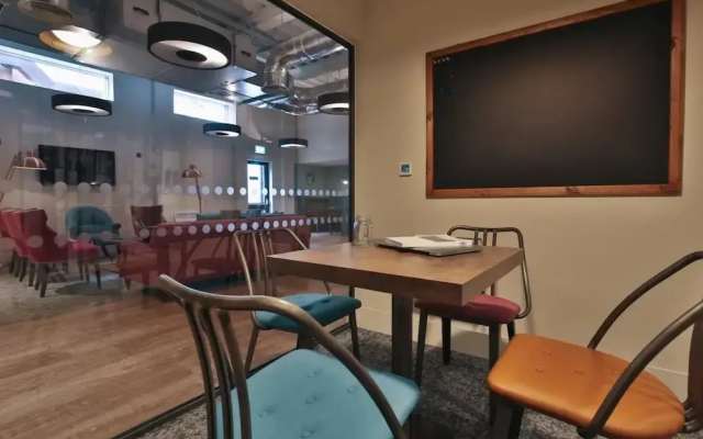 Student Only Picturehouse Apartments