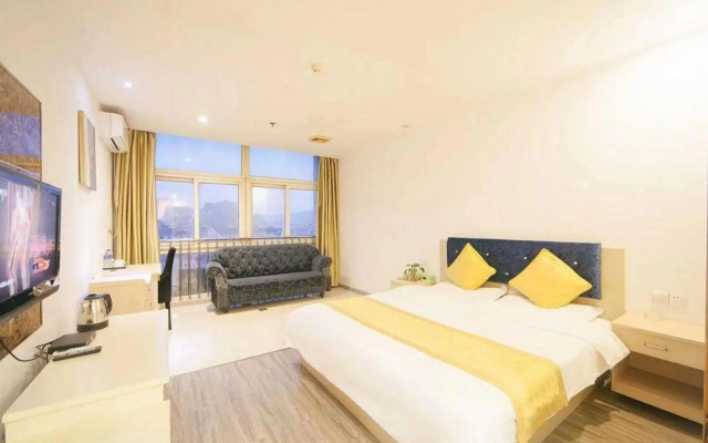 Qingzhu Changshu Xingzhidao Holiday Hotel