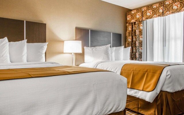 Super 8 By Wyndham Portland Me