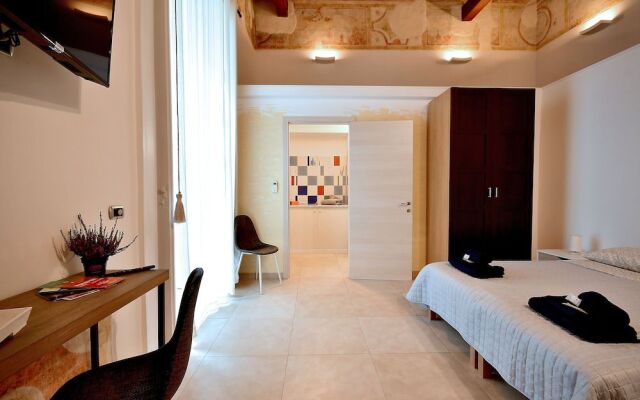 Di Affreschi E Volte