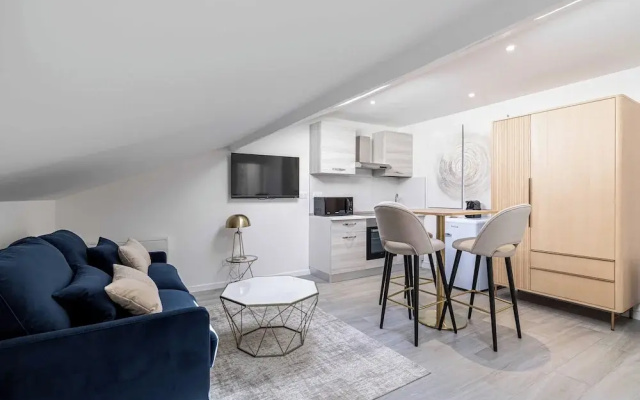 Renovated Studio - Cannes Center - Bright