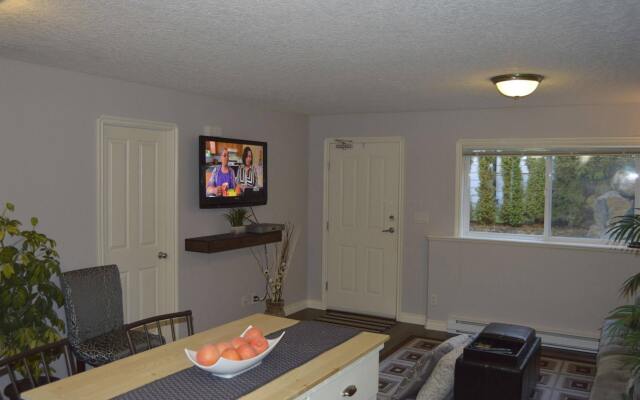 Bear Mountain Golf Luxury Oasis Getaway