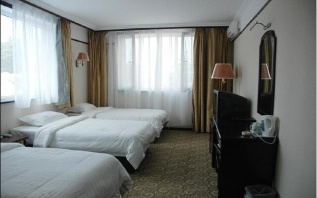Changbai Mountain Dazhonglai Hotel