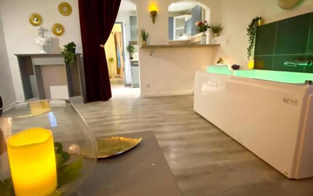 COSY & SPA JACUZZI "Suite Rubis"