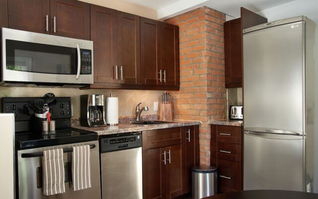 Vine Village Queen Apartments